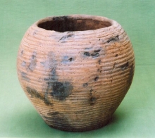 Obiekty pozyskane w trakcie badań archeologicznych: zespół ceramiki z osady średniowiecznej w Dargobądzu, (konserwacja 2003 - 2008) 