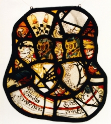 Witraż z herbami pomorskich rodzin Mellentin i Borcke, 1 połowa XVII w., szkło malowane, 33 x 30 cm, fot. G. Solecki i A Piętak